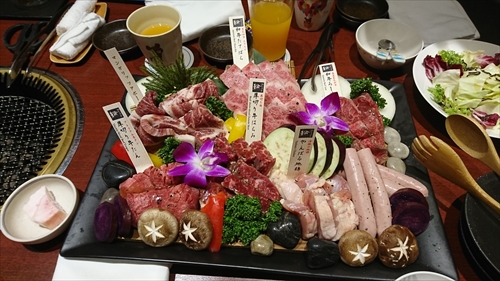 1���E�u���[�����̉��y������̍����ē��I